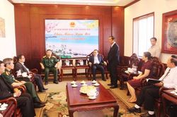 Ông Lê Hữu Hoàng làm việc với Trường Đại học Thông tin liên lạc và Công ty TNHH Beowulf Việt Nam