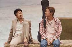 Kỳ tích K-pop: Lần đầu tiên có album nhạc phim vượt mặt siêu phẩm thế giới 'La la Land'