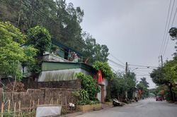 Những ngôi 'làng treo' giữa lòng thành Vinh