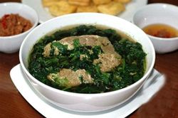 Cách nấu canh thịt băm nấu rau ngót thanh mát giải nhiệt ngày nắng nóng