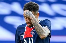 Neymar mãi không chịu lớn