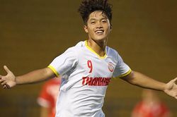 Thầy Công Phượng đưa đội nhà vào tứ kết giải U19 quốc gia