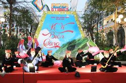 Lễ hội du lịch đường phố Hạ Long
