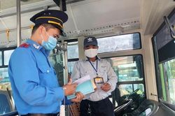 Hà Nội: Kiểm tra đột xuất hoạt động của đơn vị kinh doanh vận tải bằng ô tô
