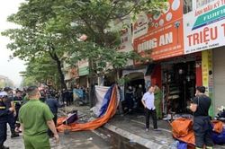 Vụ cháy 4 người tử vong ở Tôn Đức Thắng: Lời kể xót xa từ lực lượng cứu hỏa