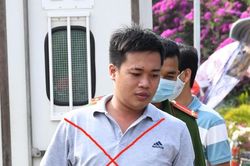Bắt kẻ biến thái chặn đường khoe 'của quý', sàm sỡ nữ sinh