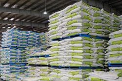 Thức ăn chăn nuôi nhập khẩu ghi nhãn phụ thế nào?