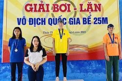 Kình ngư trẻ qua mặt Ánh Viên