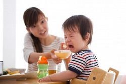 Con khôn lớn nhờ mẹ 'biết lười'