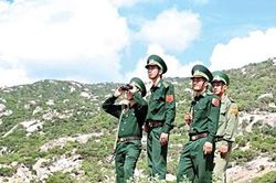 Phối hợp giữa các bộ, ngành, chính quyền địa phương trong thực thi nhiệm vụ biên phòng