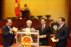 Quốc hội bỏ phiếu bầu Thủ tướng Chính phủ