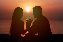 Phụ nữ chia sẻ những điều hấp dẫn nhất mà nam giới từng làm cho họ