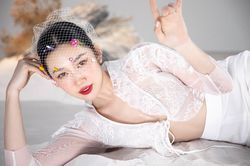 Đánh dấu tuổi mới, Thúy Ngân khoe nhan sắc thăng hạng đẹp mơ màng tựa nàng thơ