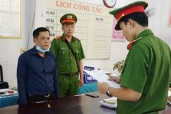 Bắt giam Tổng giám đốc trộm cắp sà lan của đối tác
