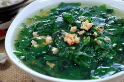 Món ngon mỗi ngày: Canh rau ngót tôm thịt