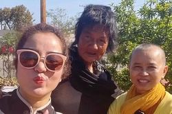 Ca sĩ Kim Ngân được danh hài Thúy Nga đưa về nơi ở mới