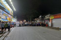 Huyện Chương Mỹ: Xuất hiện 'hố tử thần khủng' tại xã Quảng Bị