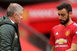 MU: Fernandes tranh cãi nảy lửa với HLV Solskjaer
