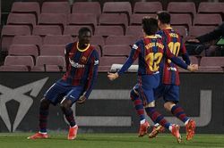 Thắng nhọc Valladolid, Barca áp sát ngôi đầu La Liga