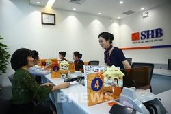 Doanh nghiệp có thể nộp thuế hải quan tự động qua SHB