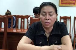 Bắt quả tang 5 đôi nam nữ đang mua bán dâm trong quán cà phê