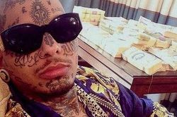 Rapper người Pháp nhận án 5 năm tù vì tội lừa đảo, rửa tiền