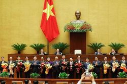 Quốc hội phê chuẩn bổ nhiệm 2 Phó Thủ tướng và 12 Bộ trưởng, Trưởng ngành