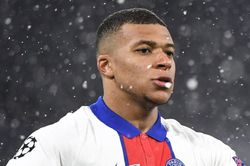 Trận Bayern - PSG kịch tính như phim hành động