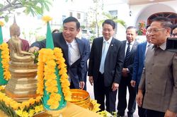 Lãnh đạo thành phố chúc Tết cổ truyền Bunpimay Lào