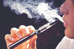 Thuốc lá điện tử nguy hiểm hơn thuốc lá điếu: Cấm ngay, xin đừng chậm trễ!