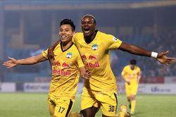 Cơ hội để HAGL bứt tốc