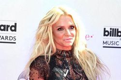 Britney Spears 'khóc suốt hai tuần' vì phim tài liệu về bản thân