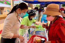 Nghĩa cử dành cho bệnh nhân nghèo Gia Lai