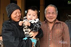 Hạnh phúc bất ngờ của cặp vợ chồng mắc bệnh phong