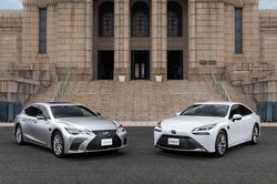 Toyota ra mắt các mẫu xe Lexus và Mirai với công nghệ hỗ trợ tự lái