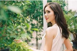 Phụ nữ vạn người mê không mang đến cho người khác những loại cảm xúc này