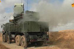 Cận cảnh màn khai hỏa hệ thống phòng không Pantsir-S của Nga