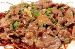 Thêm chút nước đặc biệt này, thịt bò xào lúc nào cũng mềm tan, thơm ngon bất bại