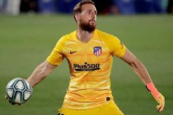 Bóng đá hôm nay 10/4: MU chiêu mộ thủ môn số 1 thế giới. PSG chọn Ronaldo thay Mbappe