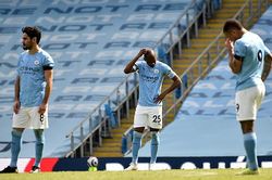 ĐIỂM NHẤN Man City 1-2 Leeds: Trả giá vì xoay vòng. Bielsa trên cơ Guardiola mùa này