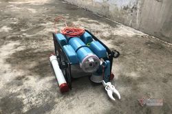 Robot lặn sâu 50m dưới biển giá 15 triệu của cậu học trò tỉnh lẻ