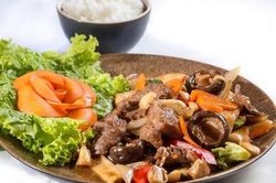 Thịt bò xào nấm đổi vị cho bữa cơm cuối tuần