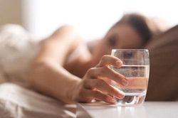 Uống nước ít rất hại cơ thể
