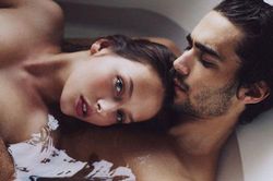 Đường đi đến trái tim đàn ông có phải chỉ cần qua 'thị giác'?