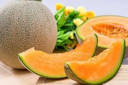 Bí quyết đơn giản để chọn được dưa lưới ngon ngọt