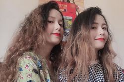 Ngẩn ngơ nhan sắc cặp chị em sinh đôi dân tộc Cil vừa xinh vừa quá giống nhau