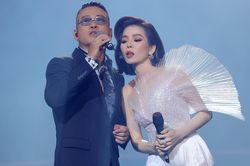 Tiết mục song ca của Tuấn Hưng và Lệ Quyên