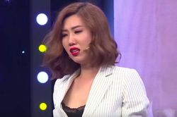 Thúy Ngân: 'Tôi phải chườm đá sau phân cảnh với anh Thái Hòa'