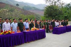 Khánh thành Giai đoạn 1 Nhà bia ghi tên các anh hùng liệt sĩ xã Ma Li Pho