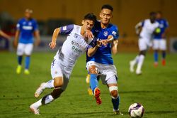 Quang Hải chói sáng, Hà Nội FC đè bẹp Than Quảng Ninh